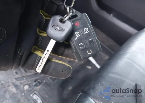 2018 Chevrolet Suburban Lt z USA, uszkodzony, nr VIN 1GNSKHKC7JR333003